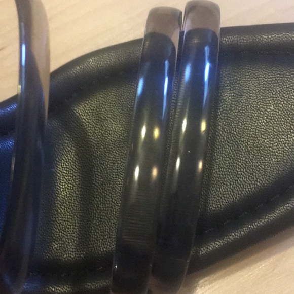 New Tahari Patrika Acrylic Heeled Sandals Size 9 - Picture 3 of 7